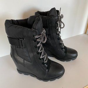 SOREL Women's Uptown Mid Wedge